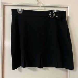 Vintage Y2K Black Mini Skirt Pleated Silver Belt Buckle Hardware Short bratz